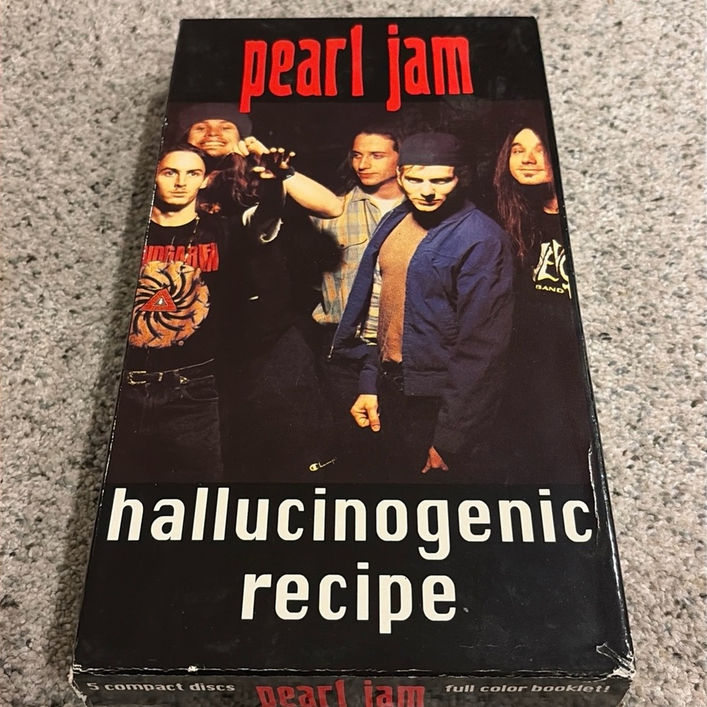 Pearl Jam Hallucinogenic Recipe CD‎ Box Set - Black and Red